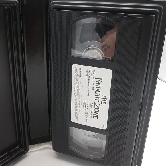 Twilight Zone VHS - 4 Episodes - Columbia House Video Horror Drama Sci Fi Comedy - Picture 9 of 12